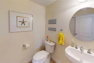 85 Cyrus Ct, South Kingstown, RI 02892 - Photo 29