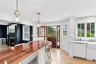 2269 E Main Rd, Portsmouth, RI 02871 - Photo 13