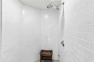2269 E Main Rd, Portsmouth, RI 02871 - Photo 33