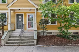 70 Oak St, Providence, RI 02909 - Photo 3