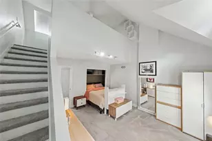 70 Oak St, Providence, RI 02909 - Photo 27