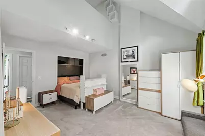 70 Oak Street #B, Providence, RI 02909 - Photo 21