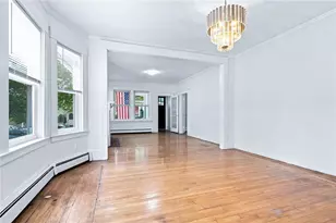 102 Overhill Rd, Providence, RI 02906 - Photo 5