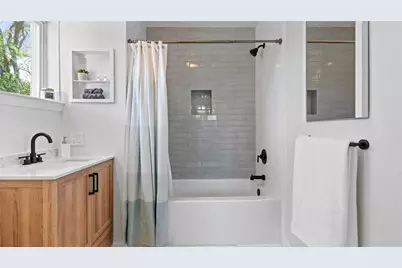 152 Tuckerman Avenue #7, Middletown, RI 02842 - Photo 27