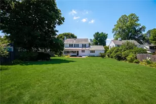 20 Drowne Pkwy, East Providence, RI 02916 - Photo 37