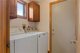 20 Drowne Pkwy, East Providence, RI 02916 - Photo 19