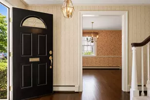 20 Drowne Pkwy, East Providence, RI 02916 - Photo 7
