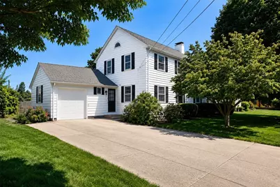 20 Drowne Parkway, East Providence, RI 02916 - Photo 3