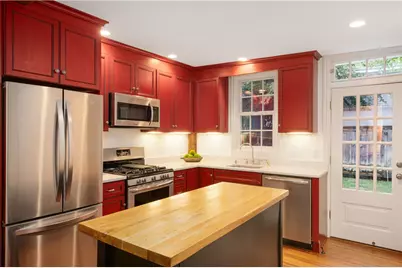37 Arnold Street, Providence, RI 02906 - Photo 13