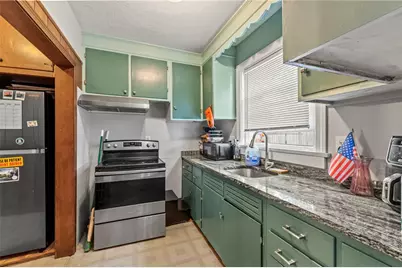 379 Maple Avenue, Barrington, RI 02806 - Photo 13