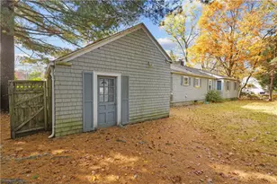 93 S Pierce Rd, East Greenwich, RI 02818 - Photo 35