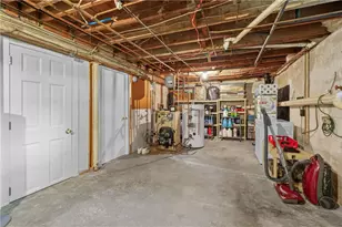 93 S Pierce Rd, East Greenwich, RI 02818 - Photo 31