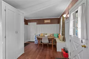 93 S Pierce Rd, East Greenwich, RI 02818 - Photo 5