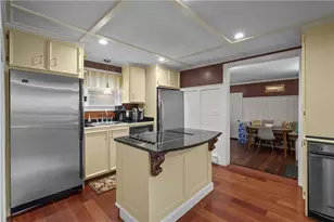 93 S Pierce Rd, East Greenwich, RI 02818 - Photo 7