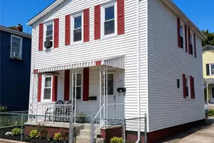25 Richmond St, Bristol, RI 02809 - Photo 1