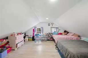 39 Pike St, West Warwick, RI 02893 - Photo 31