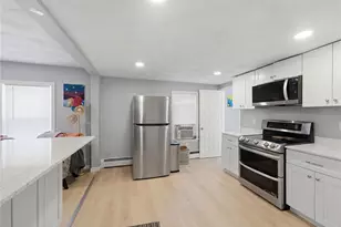 39 Pike St, West Warwick, RI 02893 - Photo 33