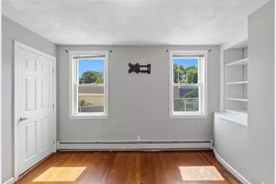 39 Pike Street, West Warwick, RI 02893 - Photo 5