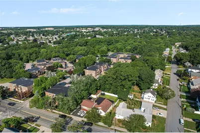 807 Pontiac Avenue, Cranston, RI 02910 - Photo 37