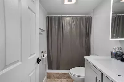 807 Pontiac Avenue, Cranston, RI 02910 - Photo 29