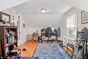 163 Isabella Ave, Providence, RI 02908 - Photo 27