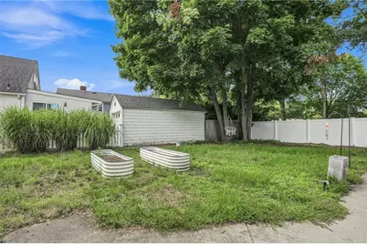 163 Isabella Avenue, Providence, RI 02908 - Photo 39