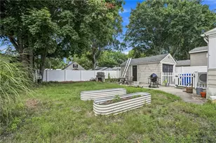 163 Isabella Ave, Providence, RI 02908 - Photo 39
