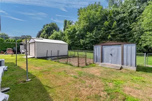 204 Knollwood Dr, Woonsocket, RI 02895 - Photo 29