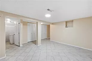 137 Reservoir Ave, Providence, RI 02907 - Photo 21