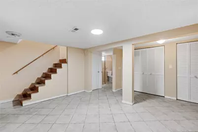 137 Reservoir Avenue, Providence, RI 02907 - Photo 17
