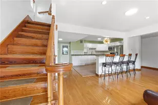 137 Reservoir Ave, Providence, RI 02907 - Photo 3