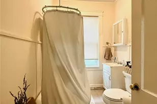32 Richter St, Providence, RI 02908 - Photo 15