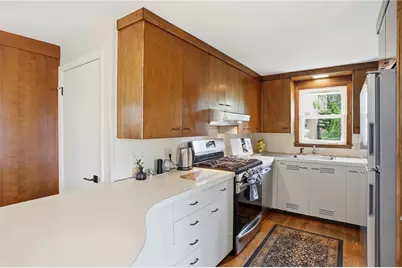 407 Smithfield Avenue, Pawtucket, RI 02860 - Photo 5