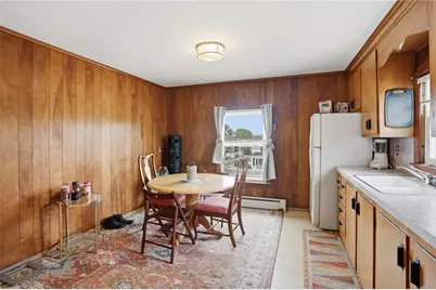 104 Fairview Avenue, Pawtucket, RI 02860 - Photo 15