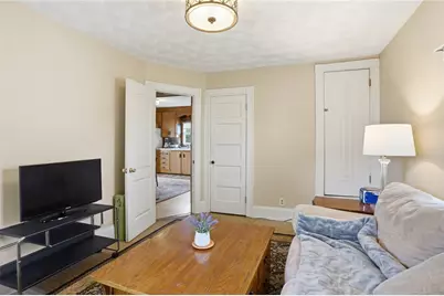 104 Fairview Avenue, Pawtucket, RI 02860 - Photo 21