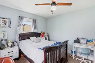 104 Fairview Ave, Pawtucket, RI 02860 - Photo 5