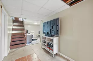 816 Cottage St., Pawtucket, RI 02816 - Photo 9