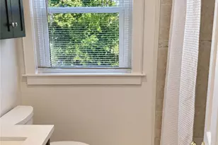 571 Bellevue Ave, Newport, RI 02840 - Photo 15