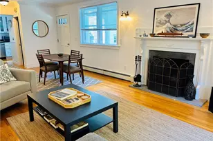 571 Bellevue Ave, Newport, RI 02840 - Photo 5