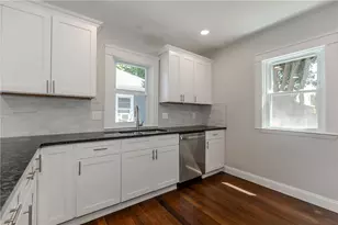 41 Wellesley Ave, North Providence, RI 02911 - Photo 13