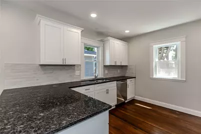41 Wellesley Avenue, North Providence, RI 02911 - Photo 17
