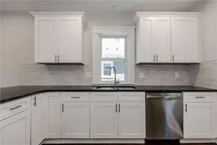 41 Wellesley Ave, North Providence, RI 02911 - Photo 15