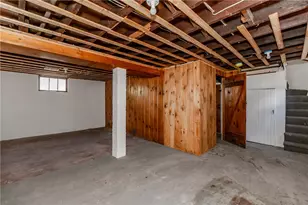 41 Wellesley Ave, North Providence, RI 02911 - Photo 37