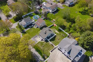 43 Samuel Gorton Ave, Warwick, RI 02889 - Photo 35