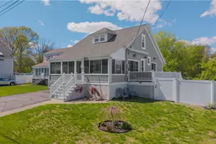43 Samuel Gorton Ave, Warwick, RI 02889 - Photo 33