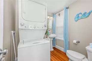 43 Samuel Gorton Ave, Warwick, RI 02889 - Photo 19