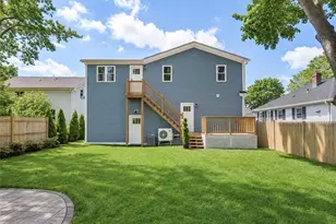 31 Prescott Hall Rd, Newport, RI 02840 - Photo 5