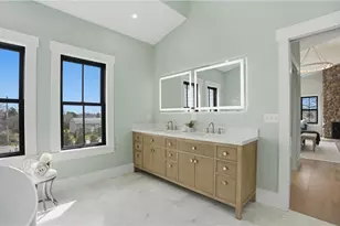 980 Green End Ave, Middletown, RI 02842 - Photo 27