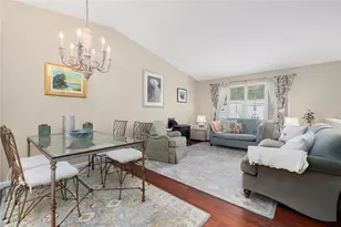64 Sawyer Ave, Warwick, RI 02818 - Photo 9