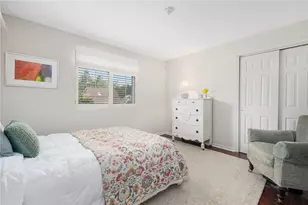 64 Sawyer Ave, Warwick, RI 02818 - Photo 13